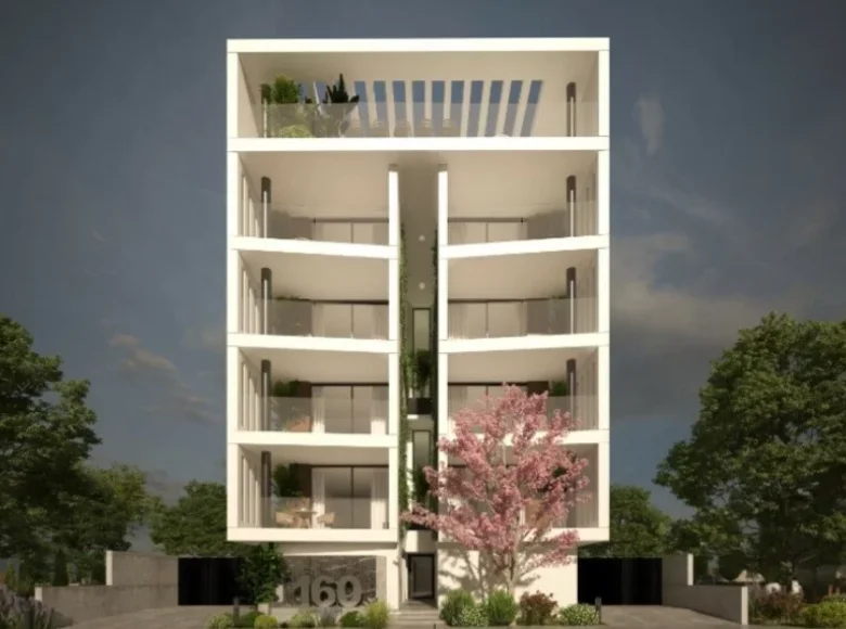 Mieszkanie 3 pokoi 105 m² Strovolos, Cyprus