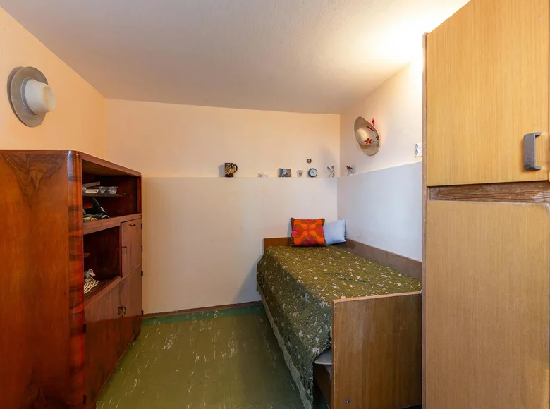 Mieszkanie 8 pokojów 180 m², World