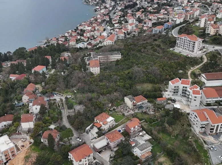 Land  Dobrota, Montenegro