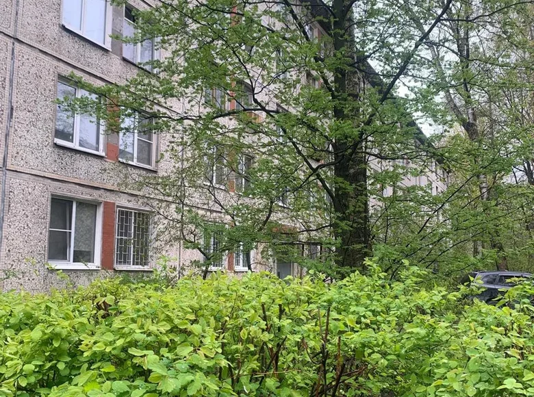 Appartement 3 chambres 55 m² Kolpino, Russie