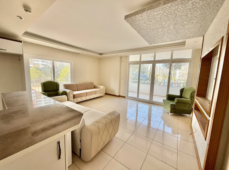 Квартира 4 комнаты 135 м² Мезитли, Турция