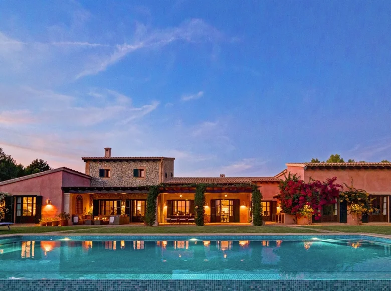 Castle 6 bedrooms 420 m² Serra de Tramuntana, Spain