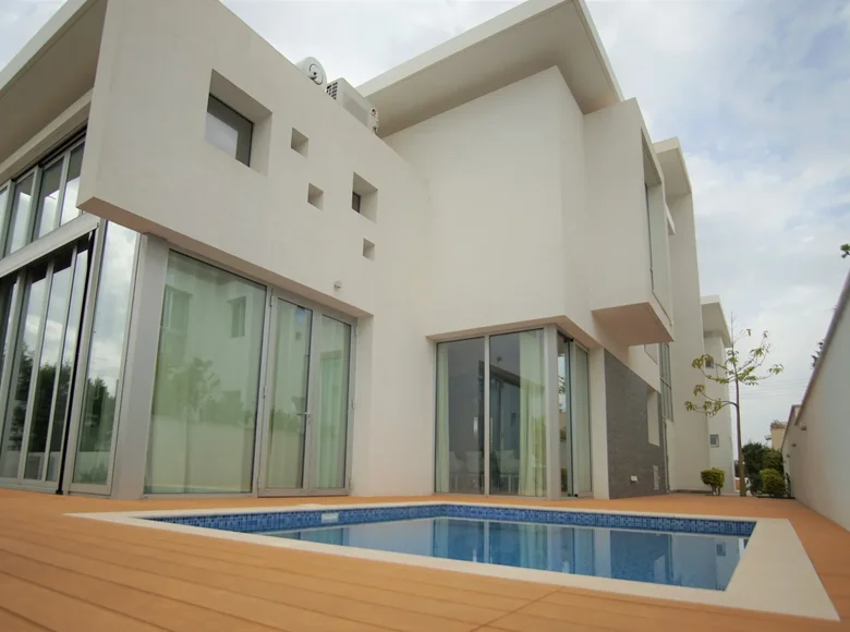 Haus 5 Schlafzimmer 360 m² Empa, Zypern