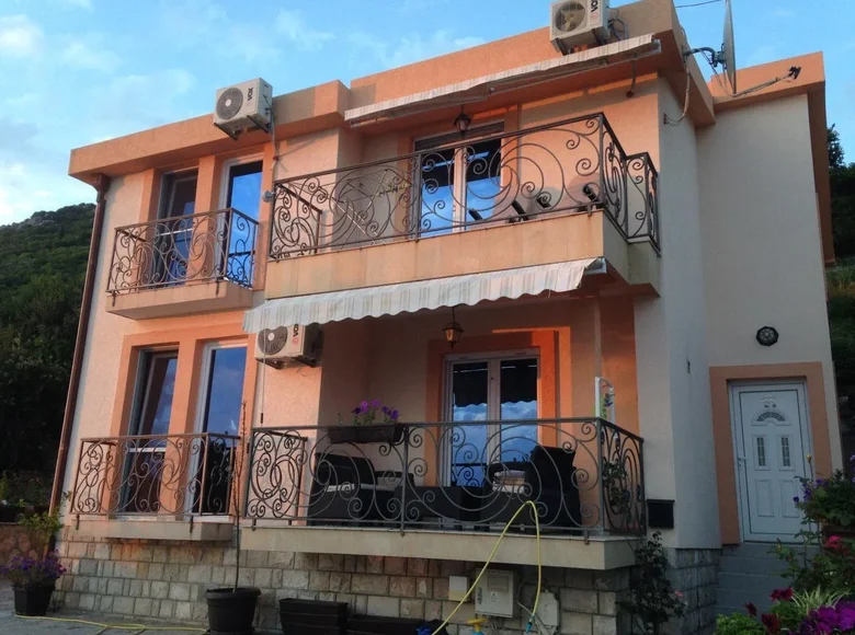 4-Zimmer-Villa 165 m² Zaljevo, Montenegro