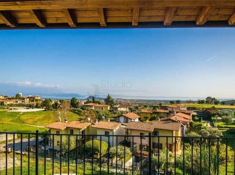 1 bedroom apartment 65 m² Moniga del Garda, Italy