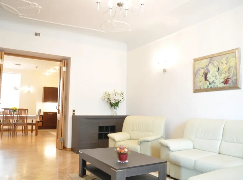4 bedroom apartment 113 m² Navapolatsk, Belarus