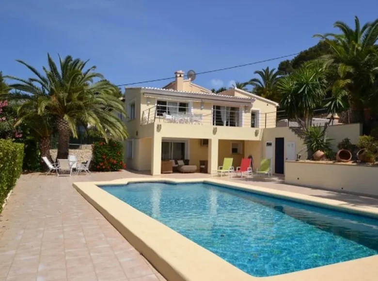 5 bedroom villa 400 m² Javea, Spain