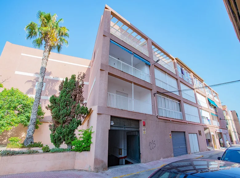 Mieszkanie 1 pokój 56 m² Torrevieja, Hiszpania