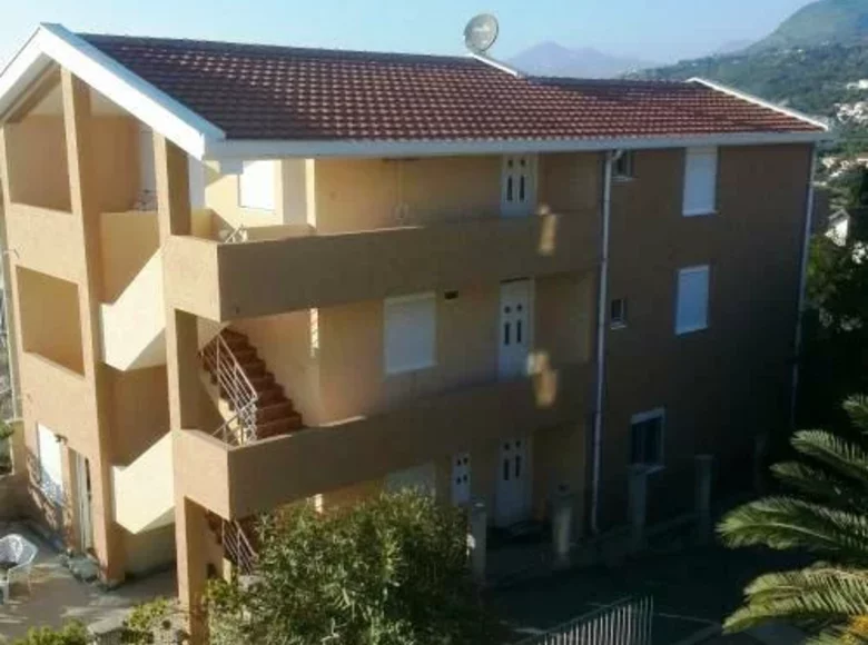 Дом 9 спален 370 м² Черногория, Черногория
