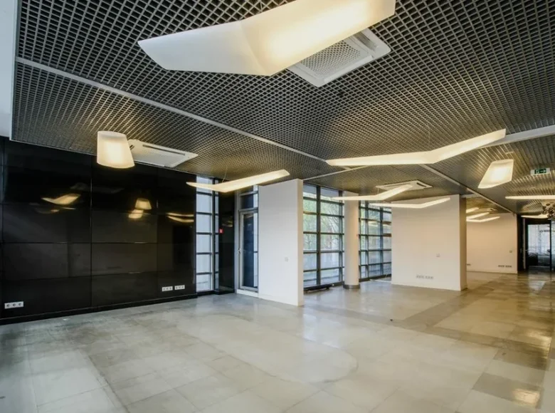 Bureau 400 m² à Navapolack, Bélarus