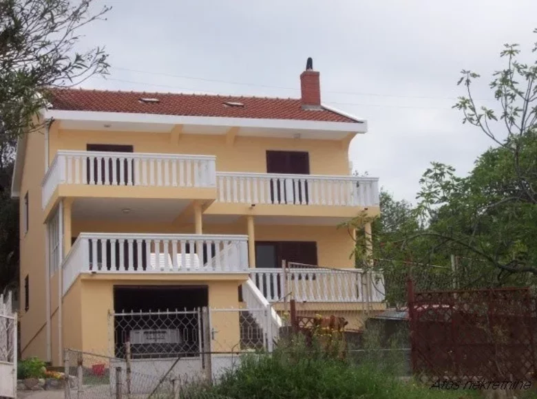 Haus 5 Schlafzimmer 200 m² Podgorica, Montenegro