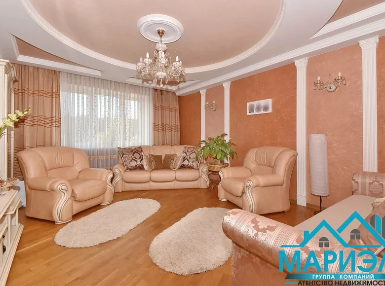 Maison 381 m² Valarjanava, Biélorussie