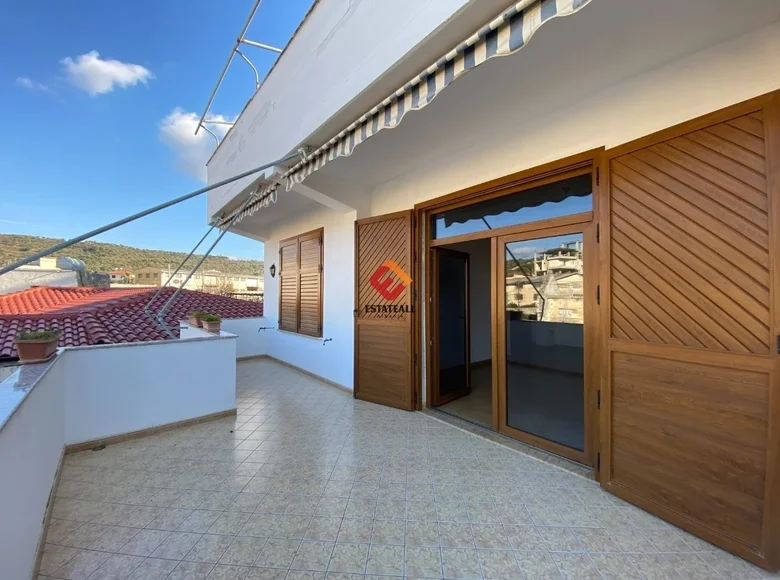 House 402 m² Bashkia Vlore, Albania