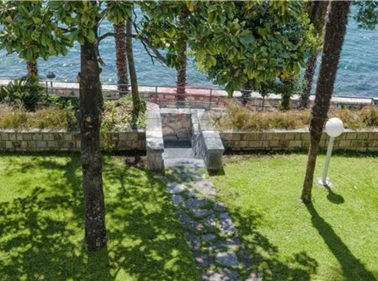 6 bedroom villa 260 m² Herceg Novi, Montenegro