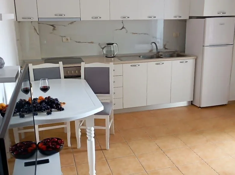 Mieszkanie 2 pokoi 68 m² Durres, Albania