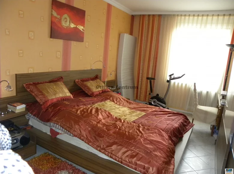 Квартира 2 комнаты 85 м² Мохач, Венгрия