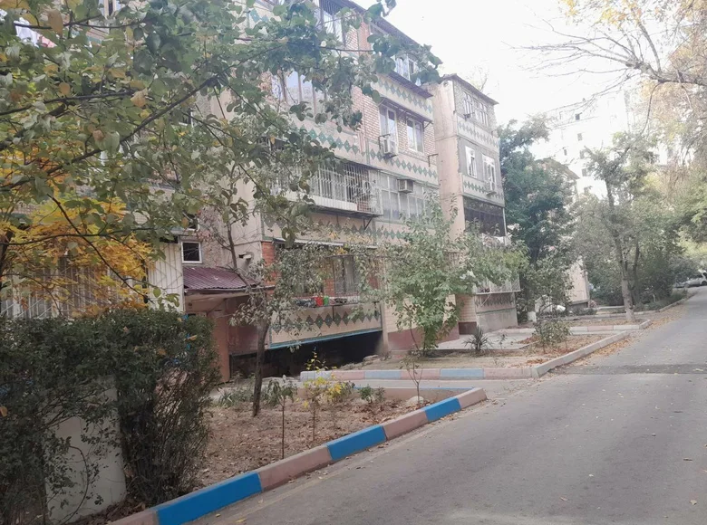 Квартира 2 комнаты 49 м² Ташкент, Узбекистан