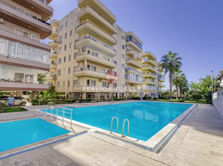 2 bedroom apartment 100 m² Mahmutlar, Turkey