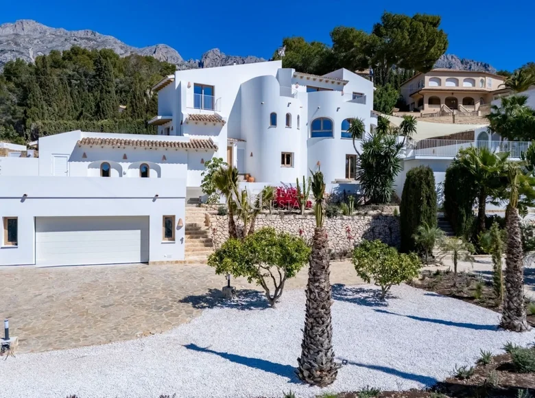 Вилла 5 спален 273 м² Altea, Испания