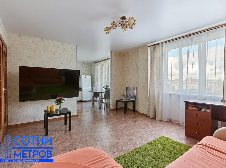 Wohnung 2 Zimmer 68 m² Minsk, Weißrussland