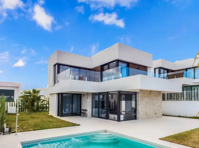 4 bedroom Villa 210 m² Finestrat, Spain