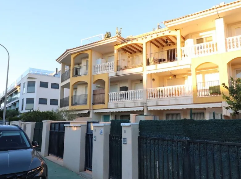 3 bedroom apartment 100 m² Dehesa de Campoamor, Spain