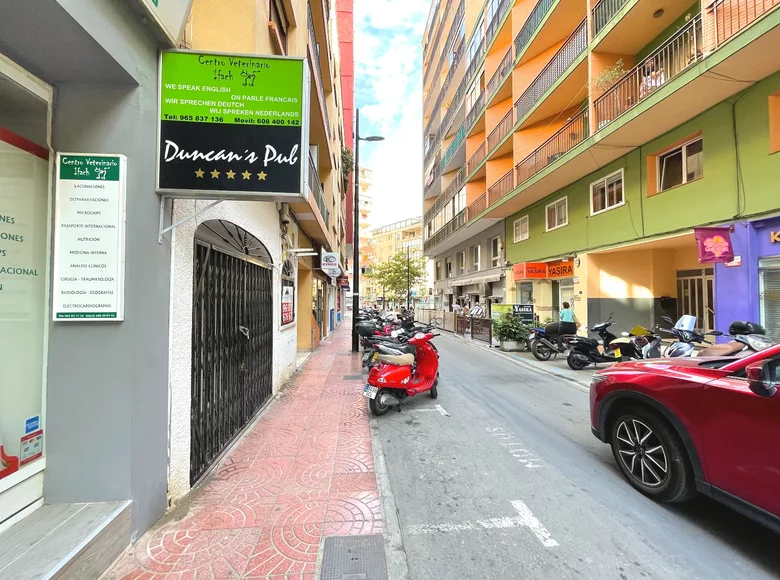 Commercial property 110 m² in Calp, Spain