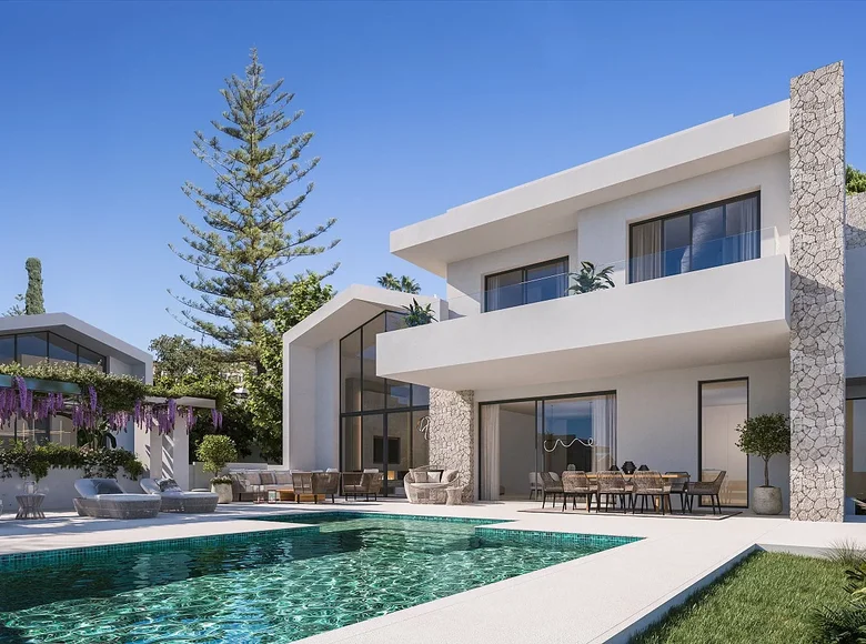 5 bedroom villa 595 m² Marbella, Spain