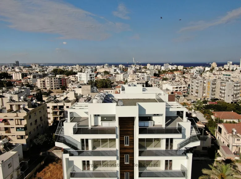 Penthouse 4 bedrooms 98 m² Larnaca, Cyprus