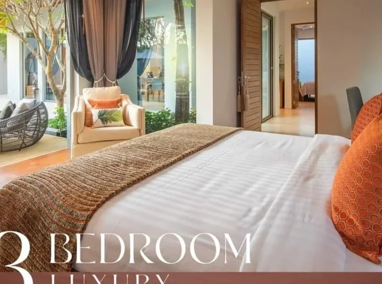 3 bedroom villa 348 m² Phuket, Thailand