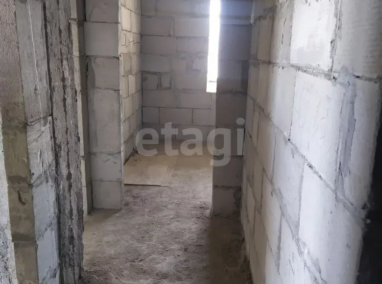 Kvartira 3 xonalar 67 m² Samarqandda