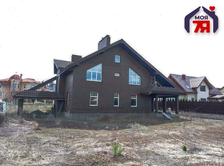 Casa 592 m² Tarasava, Bielorrusia