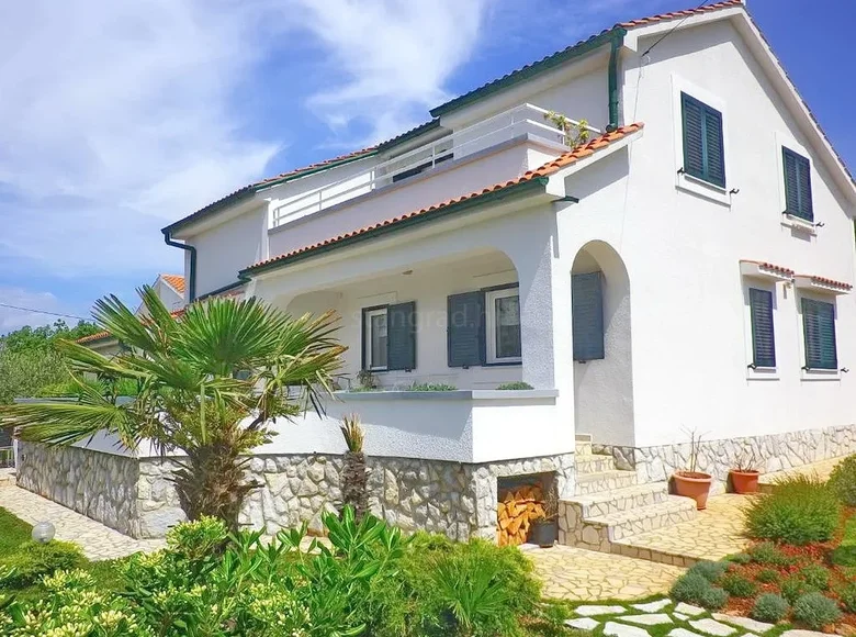 Haus 6 Schlafzimmer 230 m² Krk, Kroatien