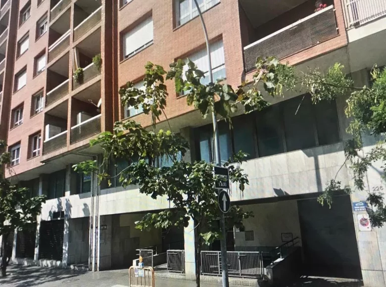Nieruchomości komercyjne 1 940 m² Barcelones, Hiszpania