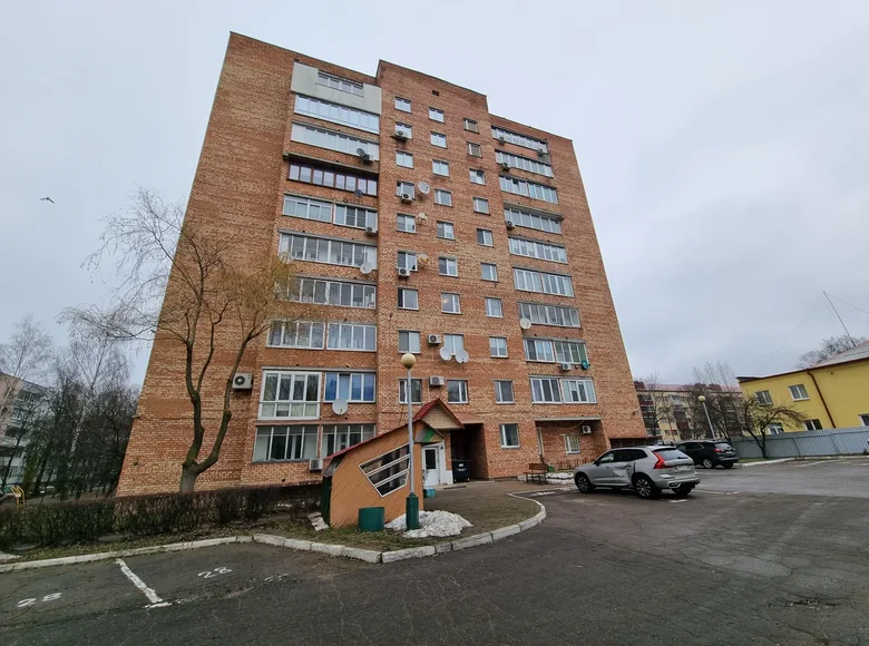 Mieszkanie 3 pokoi 144 m² Mińsk, Białoruś