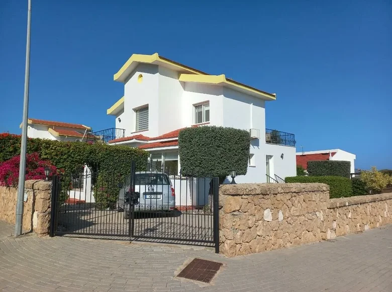 3 bedroom villa 140 m² Agios Epiktitos, Northern Cyprus