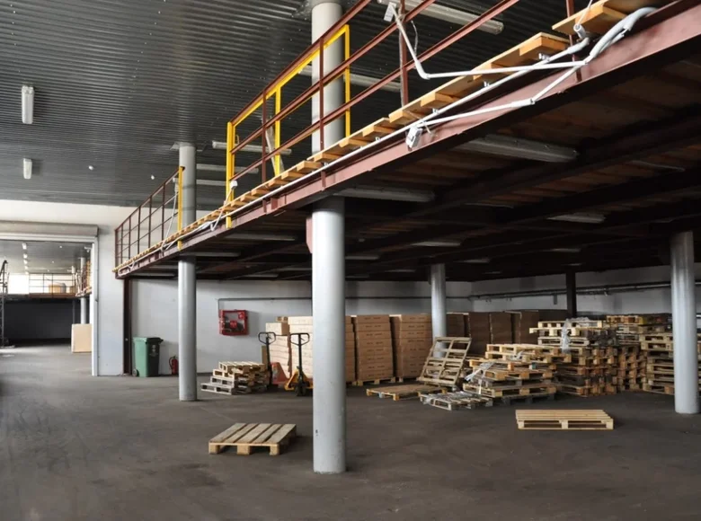 Fabrication 7 400 m² à Riga, Lettonie