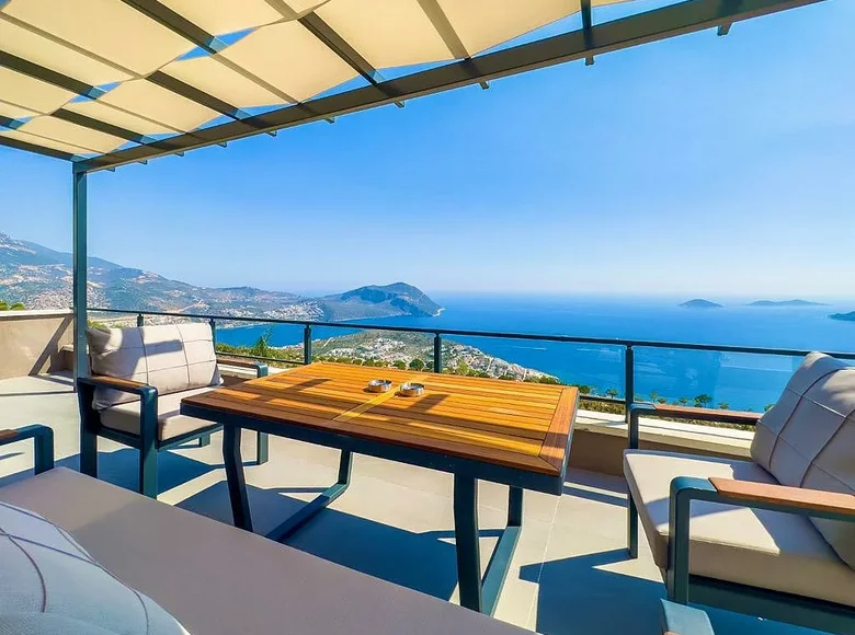 4 bedroom Villa 290 m² Kalkan, Turkey