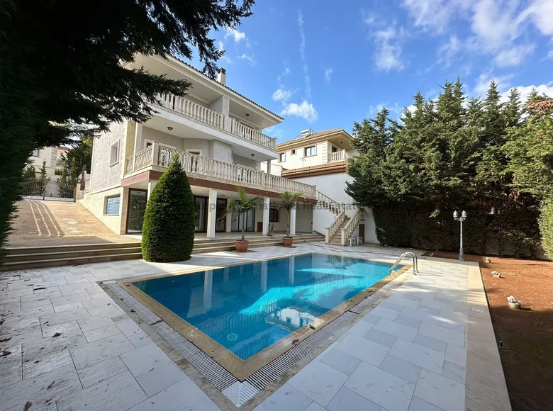 Villa 4 chambres 300 m² Mouttagiaka, Chypre