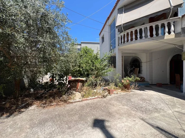 4 bedroom Villa 320 m² Bashkia Durres, Albania