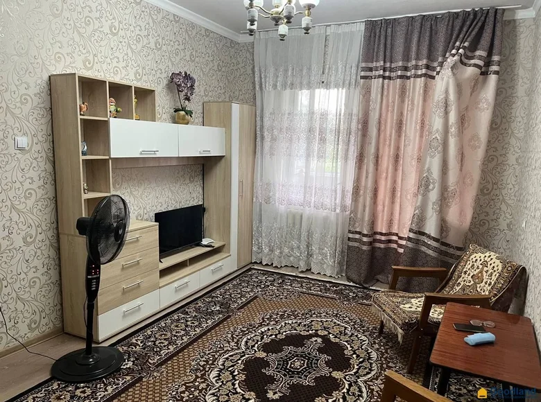 Kvartira 1 xona 38 m² Toshkentda