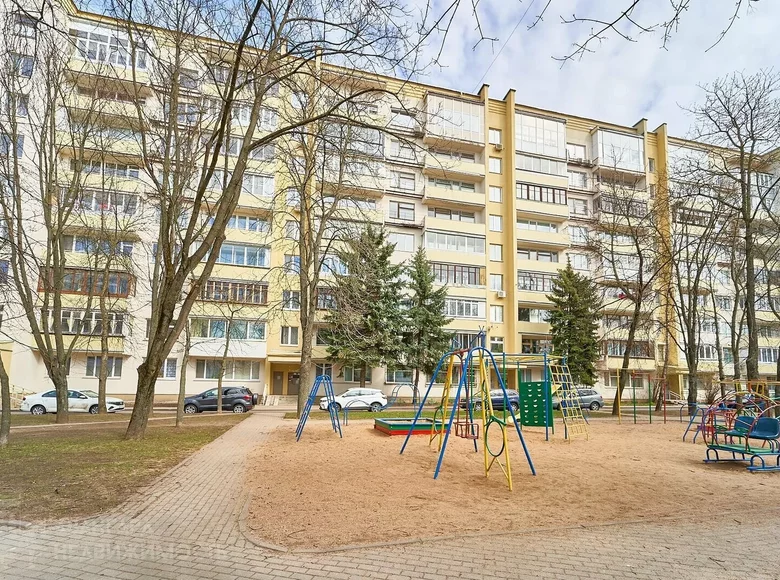 Mieszkanie 4 pokoi 107 m² Mińsk, Białoruś