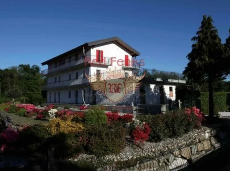 Villa de 6 pièces 700 m² Veruno, Italie