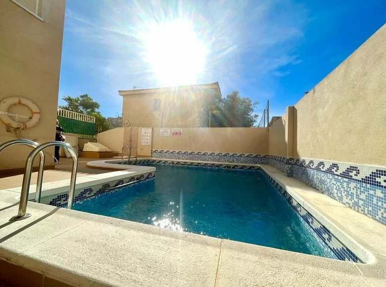 2 bedroom bungalow 61 m² Torrevieja, Spain