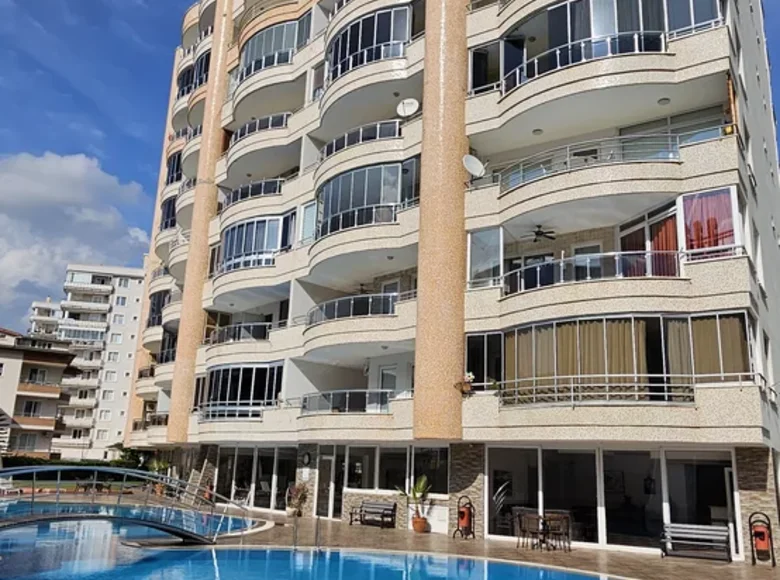 2 bedroom apartment 110 m² Karakocali, Turkey