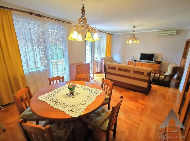 Wohnung 1 Schlafzimmer 58 m² Budva, Montenegro