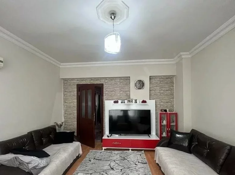 Mieszkanie 3 pokoi 110 m² Muratpasa, Turcja