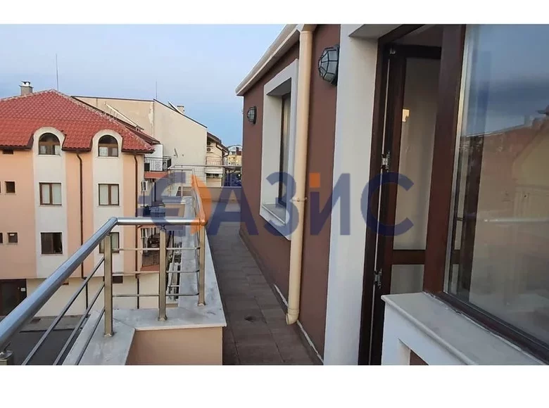 Mieszkanie 3 pokoi 100 m² Nesebyr, Bułgaria