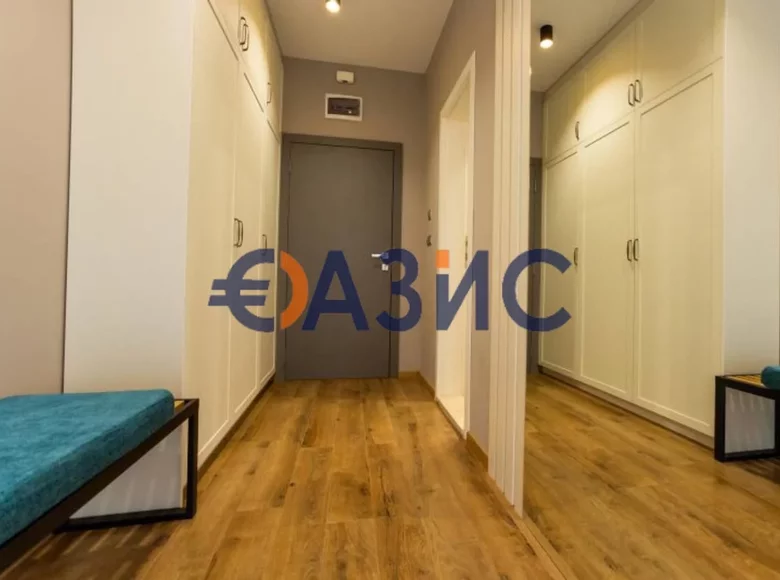 2 bedroom apartment 57 m² Byala, Bulgaria