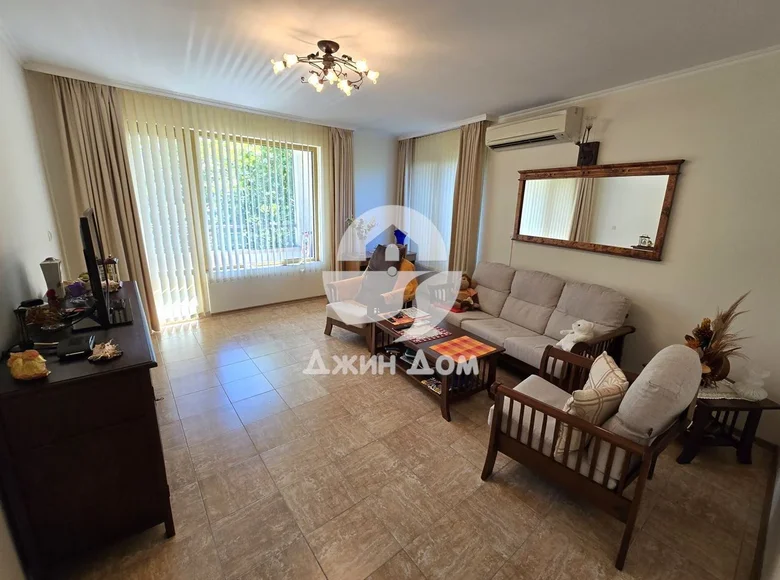 2 bedroom apartment 120 m² Nesebar, Bulgaria